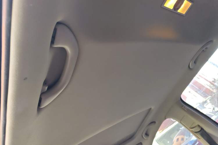 Used Volkswagen Polo 2012 1.6L Cross Polo MT