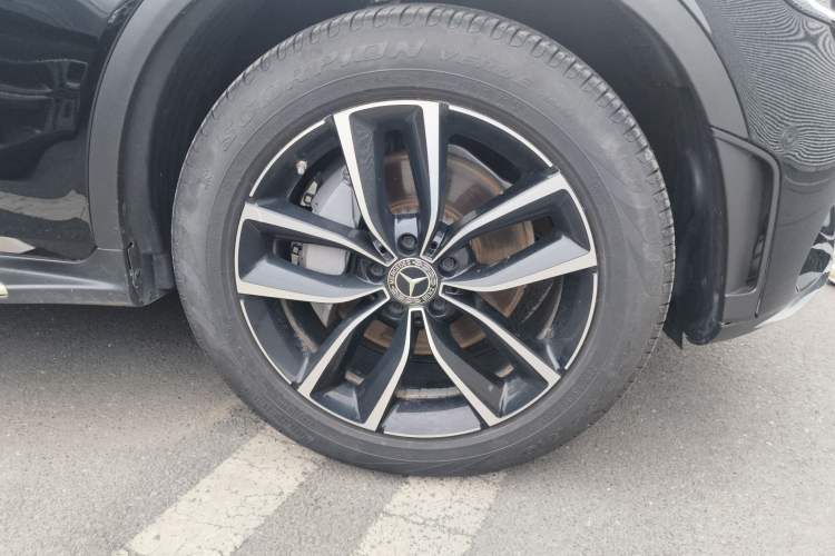 Used Mercedes-Benz GLC 2022 Refreshed GLC 300 L 4MATIC Dynamic Edition
