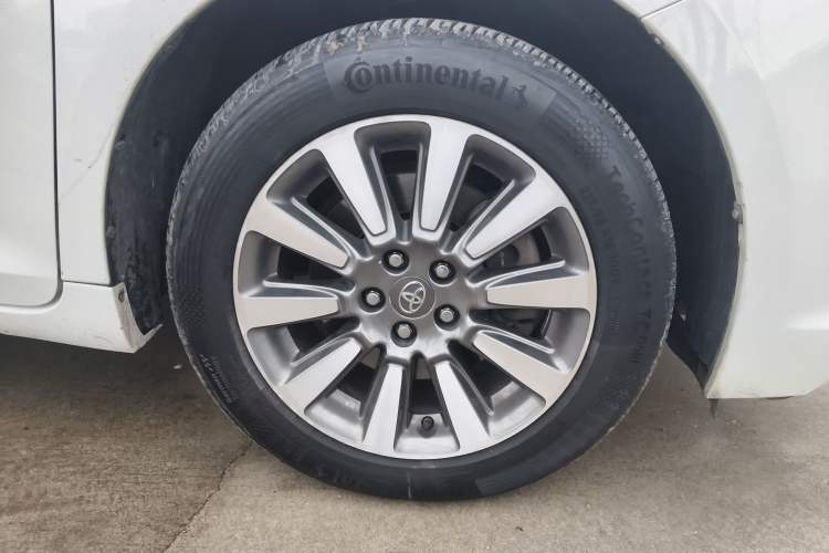 Used Toyota SIENNA 2015 3.5L Four-Wheel Drive L