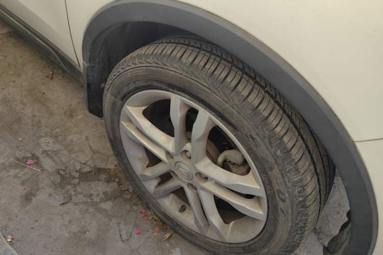 Used CHANGAN CS35 2015 1.6L Manual Luxury Model China IV Standard
