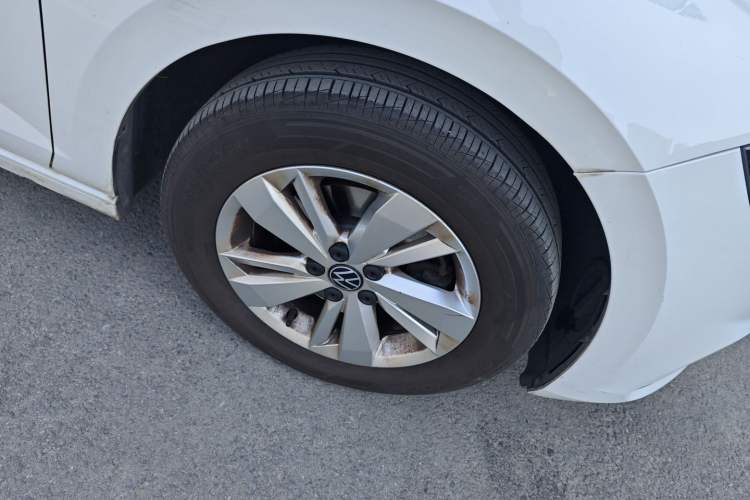 Used Volkswagen Polo 2022 Plus 1.5L Automatic Enjoy Life Edition Right Front Wheel Hub