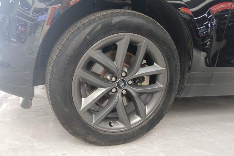 Used Land Rover Range Velar 2024 S Model Left Front Wheel Hub