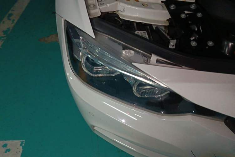 Used BMW 3 Series 2018 320Li M Sport Night Edition Right Front Headlight