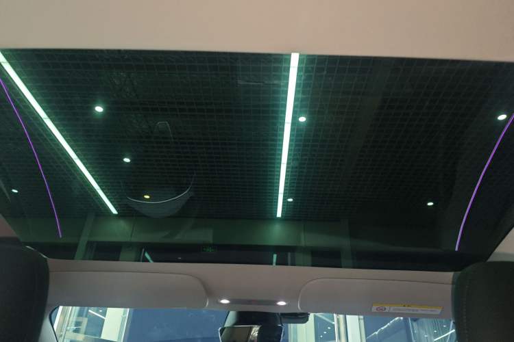 Used Tesla Model 3 2023 Rear-Wheel-Drive Version
