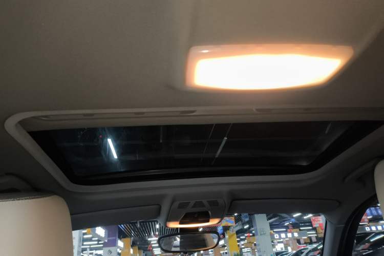 Used BMW 1 Series 2013 Revised 116i Urban Edition Headliner