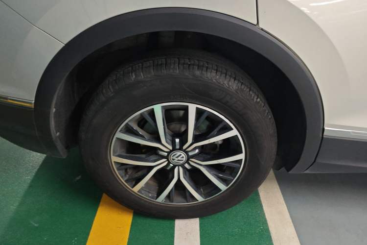 Used Volkswagen Tiguan L 2018 Facelift 330TSI Automatic Two-Wheel Drive Luxury Edition
