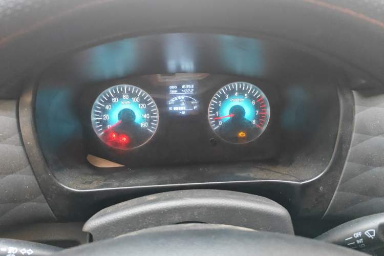 Used Jinbei Gold Hiace 2021 1.5L Passenger Vehicle Engineering Lion 6 Seats