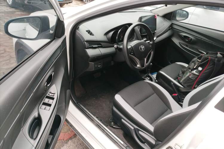 Used Toyota YARiS L Zhi Xuan 2022 X-Trail 1.5L CVT Leading PLUS Edition
