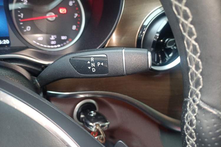 Used Mercedes-Benz V-Class 2022 V 260 L Long-wheelbase Luxury Edition