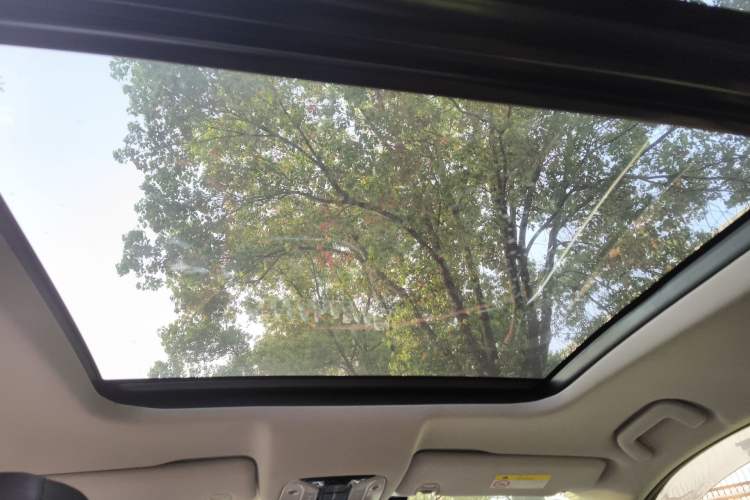 Used GAC Trumpchi GS7 2017 320T Two-Wheel-Drive Luxury Smart Connectivity Model