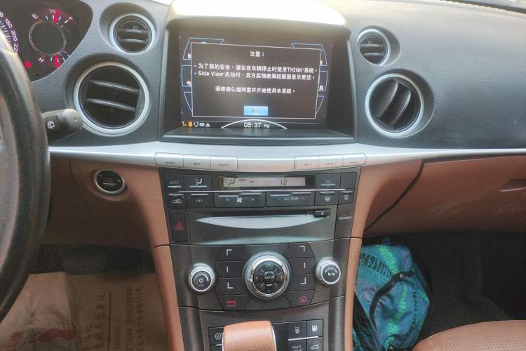 Used Luxgen Great 7 SUV 2012 Limited-Edition Sharp Model 2.2T Two-Wheel Drive Smart Version