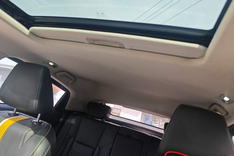 Used Haval F7x 2019 1.5T Two-Wheel Drive Smart & Trendy Edition Headliner