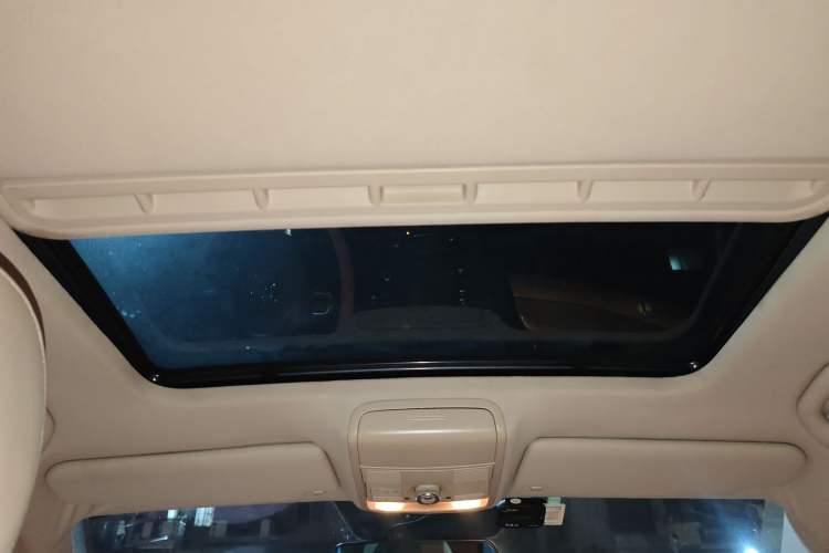 Used Volkswagen Sagitar 2012 1.4TSI Automatic Luxury Edition
