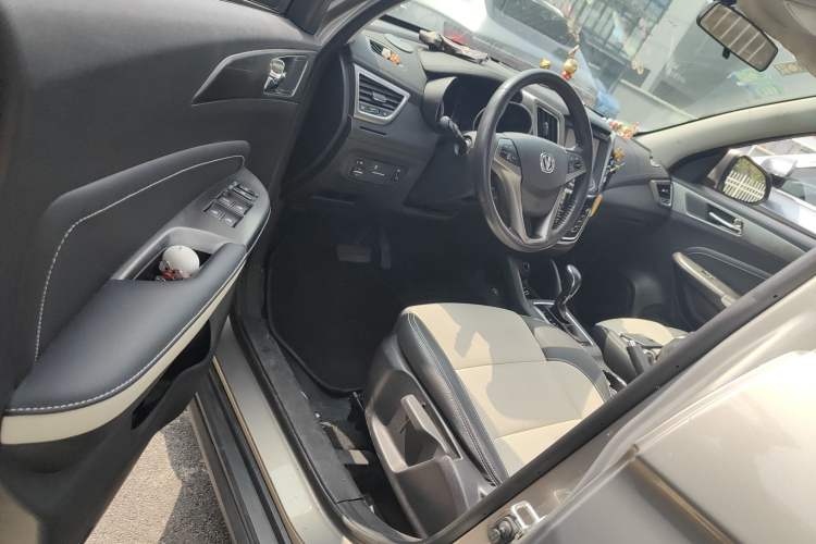 Used CHANGAN CS35 2017 1.6L Automatic Luxury Model Driver Seat