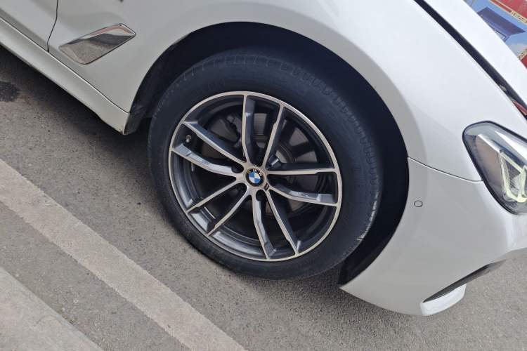 Used BMW 5 Series 2022 525Li M Sport Package