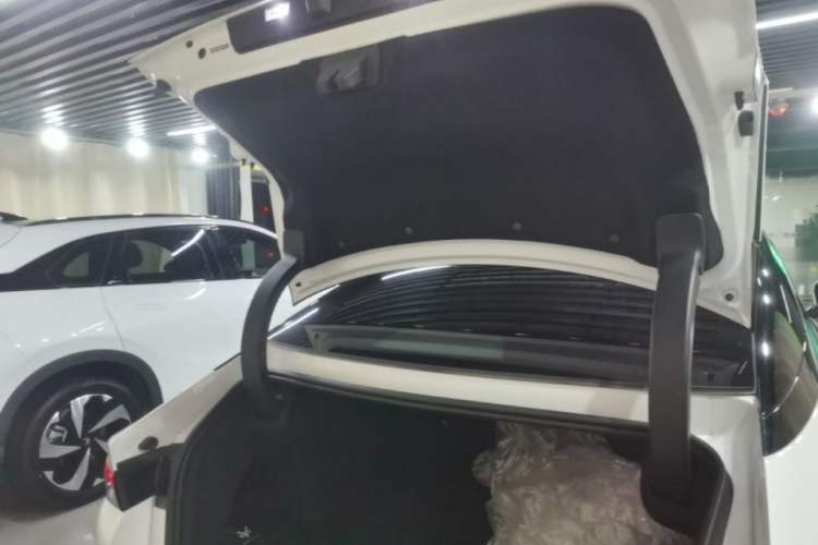 Used ARCFOX Alpha S5 2025 560MAX 185kW
