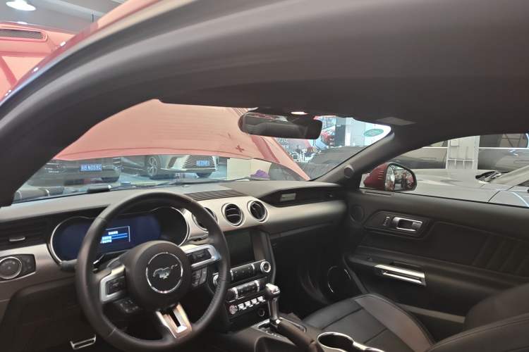 Used Ford Mustang 2018 2.3L EcoBoost
