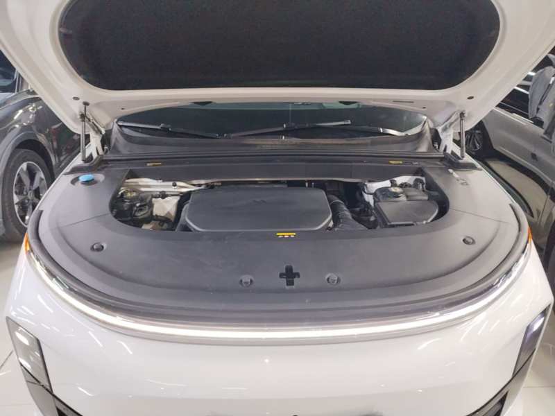 Used Li Auto L6 2025 Pro Smart Refresh Edition — 19