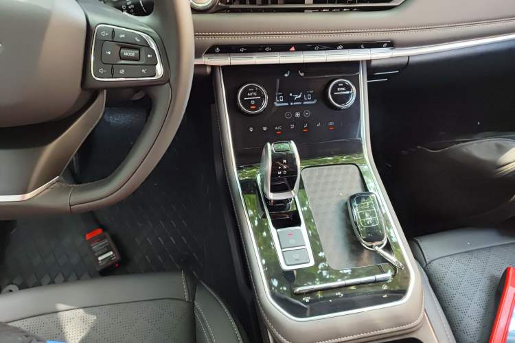 Used Chery Tiggo 8 2025 Excellence Edition 230 TCI Automatic Luxury Version 5 Seats