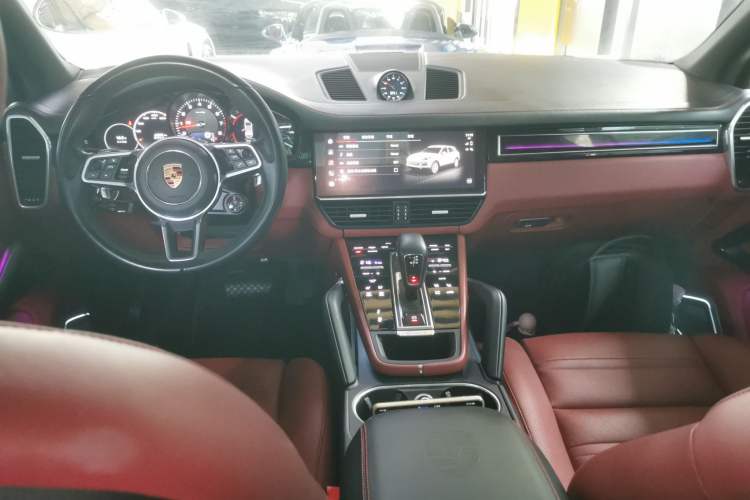 Used Porsche Cayenne 2023 Cayenne 3.0T Interior 2