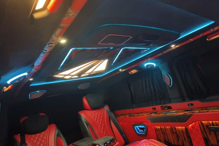 Used Mercedes-Benz V-Class 