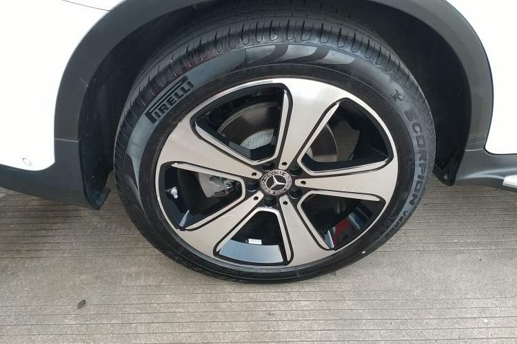 Used Mercedes-Benz GLC 2022 Facelifted GLC 300 L 4MATIC Luxury Edition
