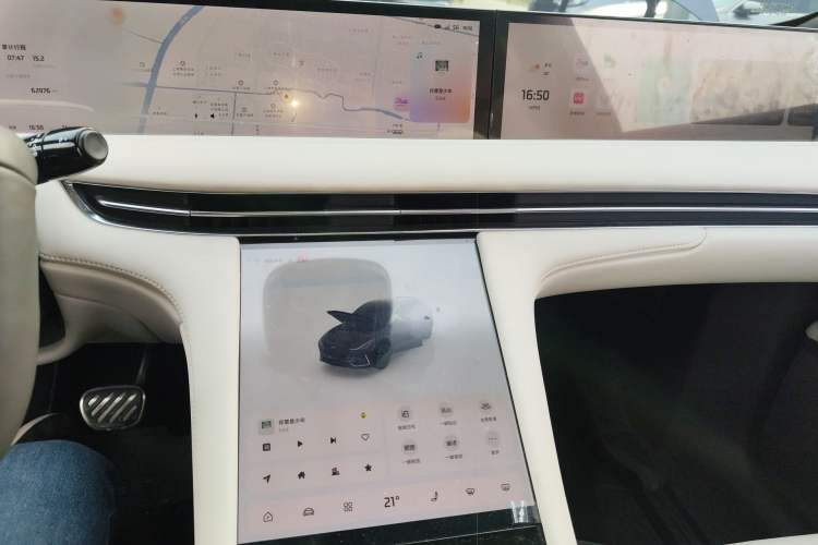 Used IM LS7 2023 90 kWh Elite Rear-Drive Version
