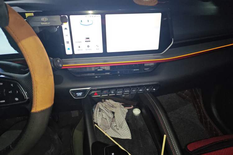 Used Geely Auto Coolray 2022 Bin Yue COOL 1.5TD DCT Ignite Edition
