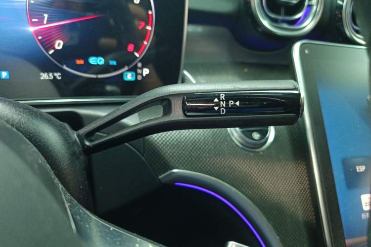 Used Mercedes-Benz C-Class 2022 C 260 L Sport Edition Gear Lever