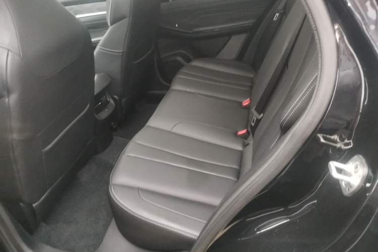 Used Dongfeng Aeolus Mage 2024 Honor Edition 1.5T Luxury Model
