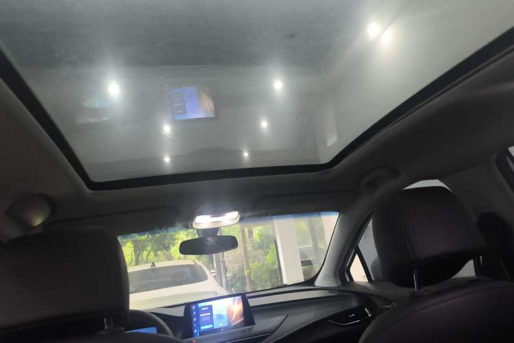 Used Buick Velite 6 2023 430km Range Commuter Version Headliner