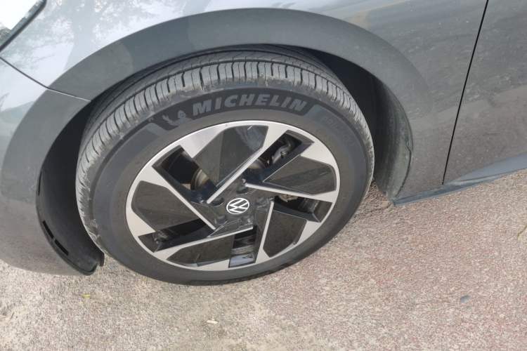 Used Volkswagen ID.3 2023 Upgraded Version Smart Intelligence Edition Left Front Wheel Hub