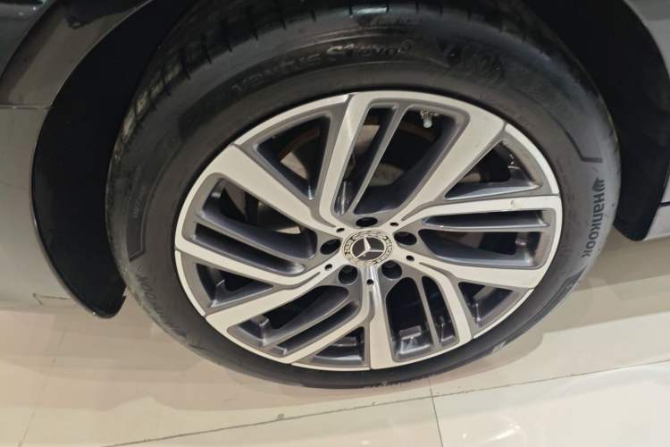 Used Mercedes-Benz E-Class 2025 E 300 L Stylish Model
