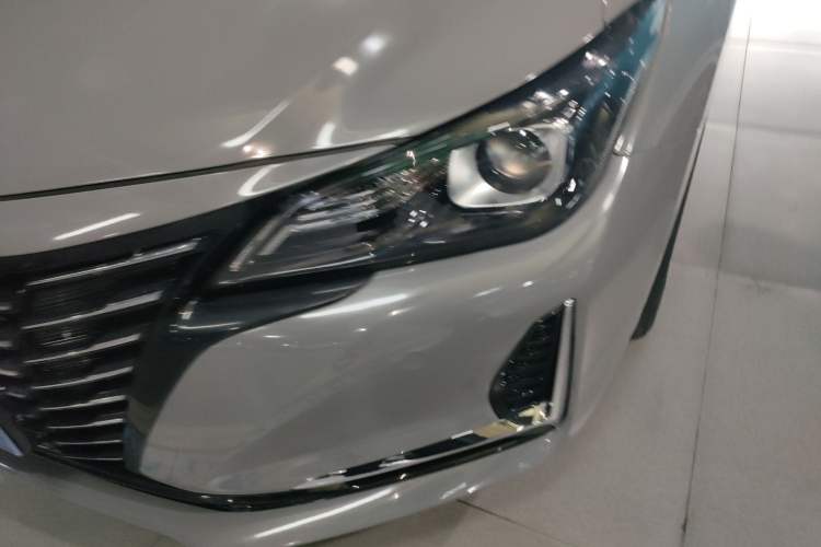 Used CHANGAN Ruicheng CC 2022 Blue Whale Edition 1.5T DCT Luxury Model Left Front Headlight