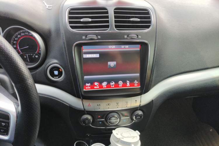 Used Dodge Journey 2013 2.4L Two-Wheel Drive Luxury Version Audio And AC Panel