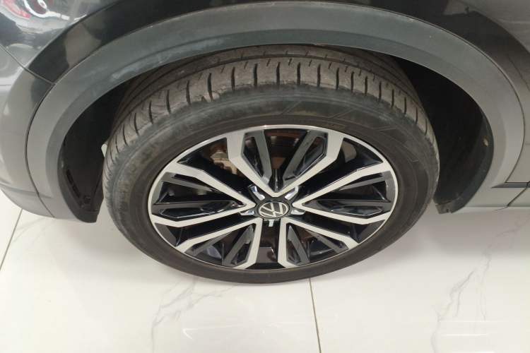 Used Volkswagen T-ROC 2021 280TSI DSG Two-Wheel Drive Comfort Connect Edition
