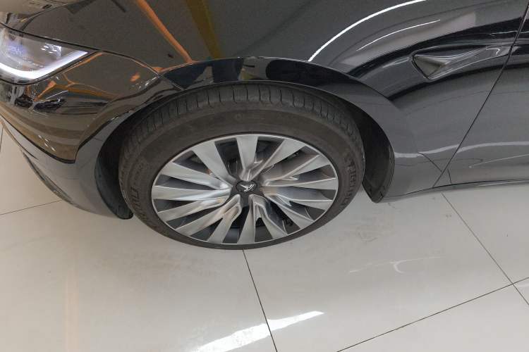 Used Tesla Model 3 2023 Rear-Wheel-Drive Version