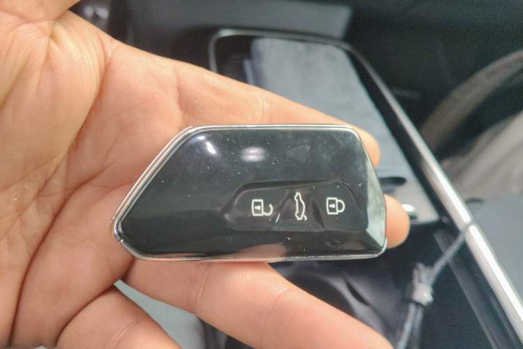 Used Volkswagen ID.6 CROZZ 2021 Revised Version Long-Range PRO Edition