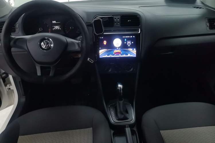 Used Volkswagen Polo 2016 1.4L Automatic Trendy Model
