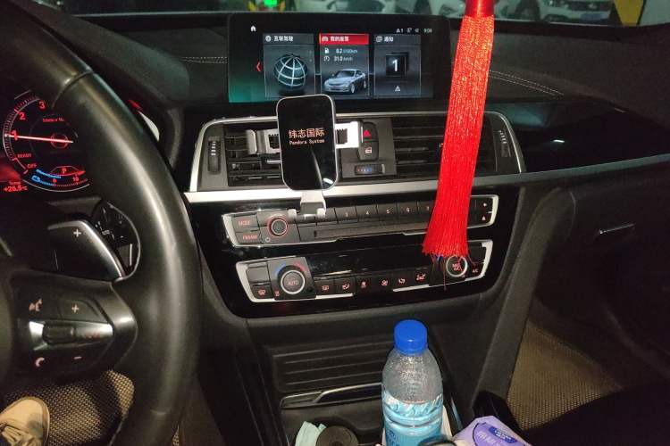 Used BMW 3 Series GT 2019 320i M Sport Night Edition Audio And AC Panel