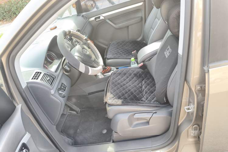 Used Volkswagen Touran 2015 1.4T DSG Comfort Edition 5 Seats
