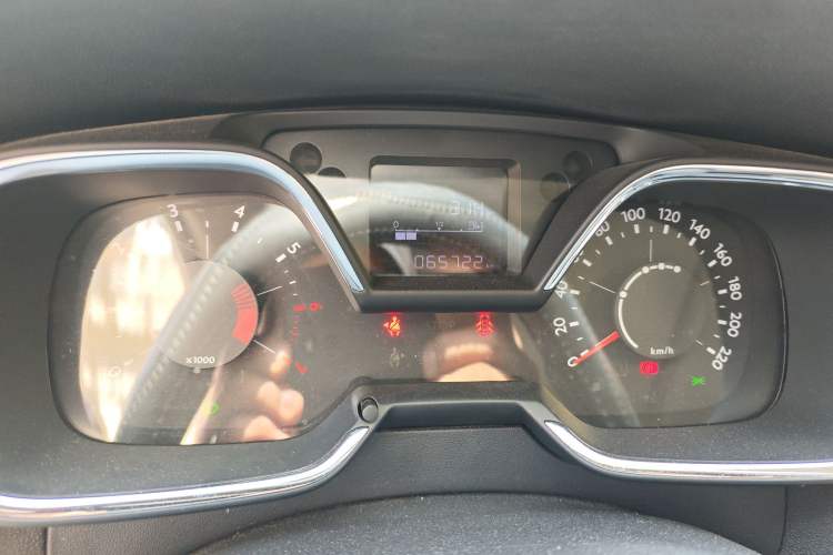 Used Citroen C4 Sega 2016 1.6L Manual Comfort Model
