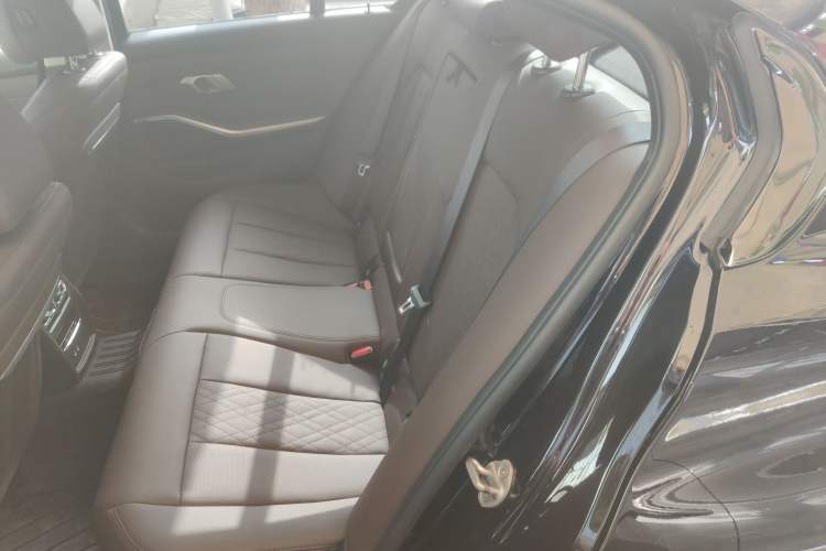 Used BMW 3 Series 2024 325i M Sport Package