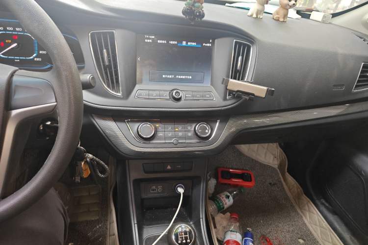 Used Roewe 360 2015 1.5L Manual Luxury Edition
