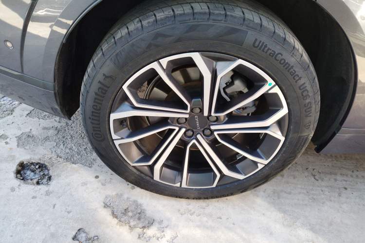 Used Lynk & Co 09 EM-P 2023 2.0TD EM-P Long-Range Version PM 7-Seater
