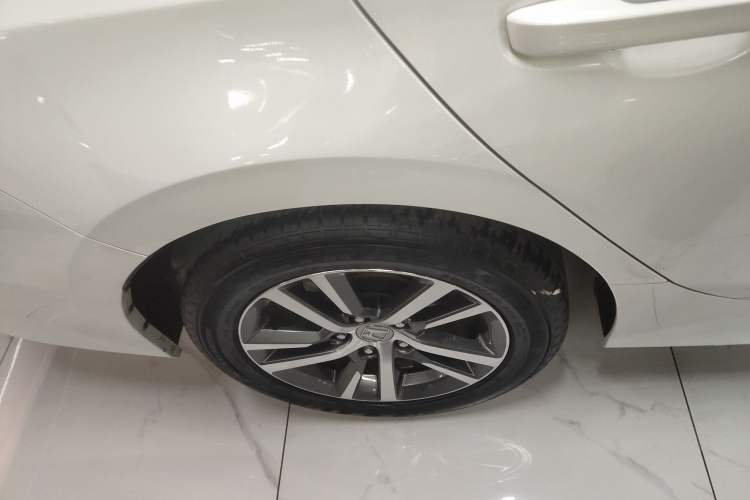 Used Honda Civic 2023 240TURBO CVT Dynamic Edition Right Rear Wheel Hub