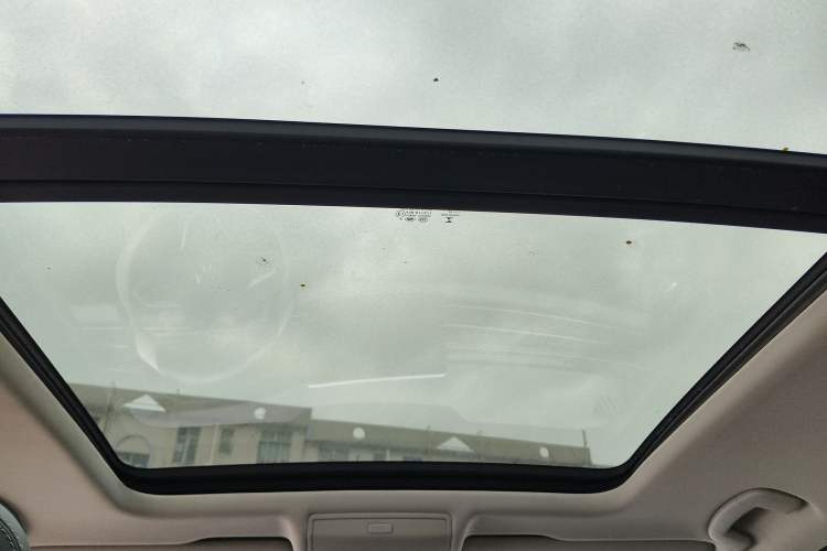 Used Volkswagen Tiguan L 2022 330TSI Automatic Two-Wheel Drive R-Line Enhanced Edition
