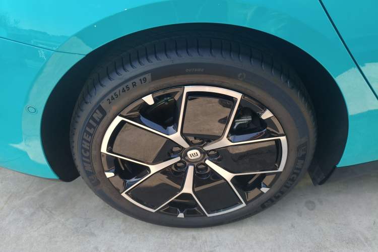 Used Xiaomi Auto SU7 2024 Rear-Drive Ultra-Long Range Advanced Pro-Level Intelligent Driving Version