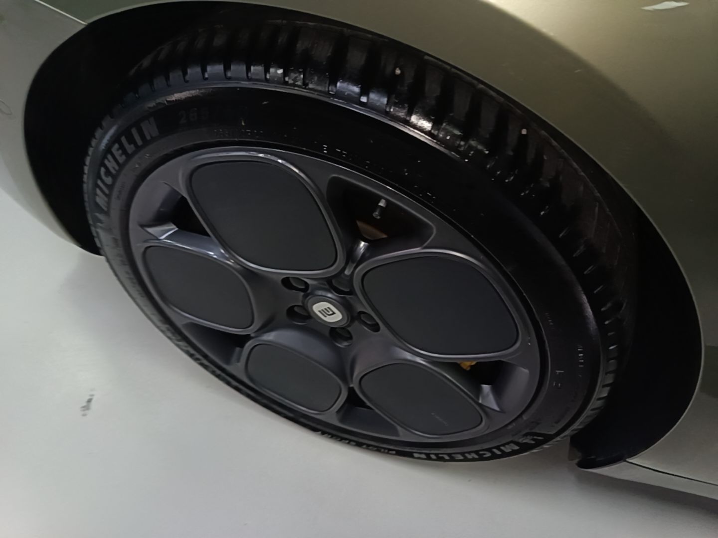 Xiaomi Auto SU7 2024 Four-Wheel Drive Ultra-Long Range Advanced Intelligent Driving Max Edition — снимка 11