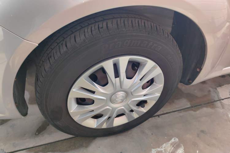 Used Buick Excelle 2015 1.5L Automatic Classic Model
